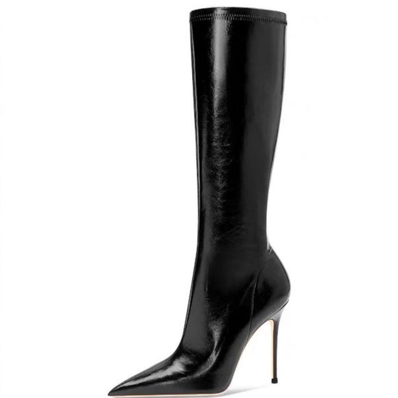 Bottines à talons aiguilles et bout ouvert à lacets
