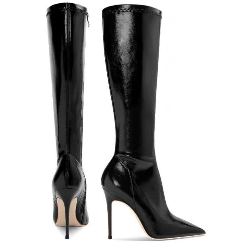 Bottines à talons aiguilles et bout ouvert à lacets