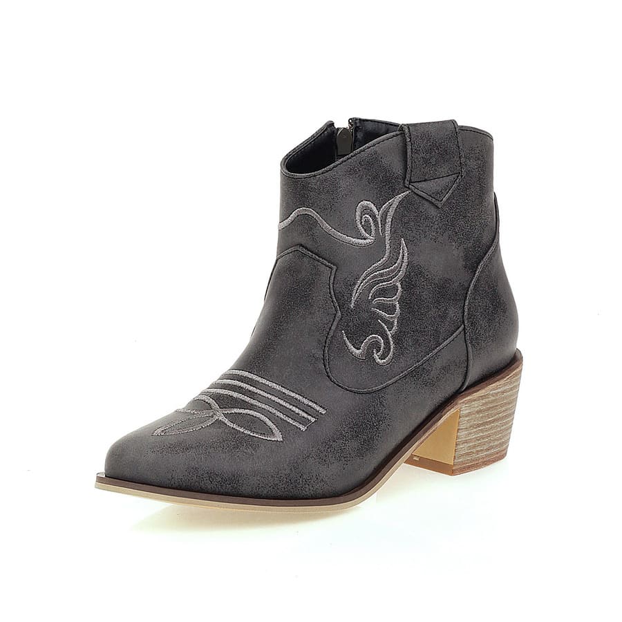 Vintage Cowgirl-Stiefeletten mit spitzer Zehenpartie und Blockabsatz