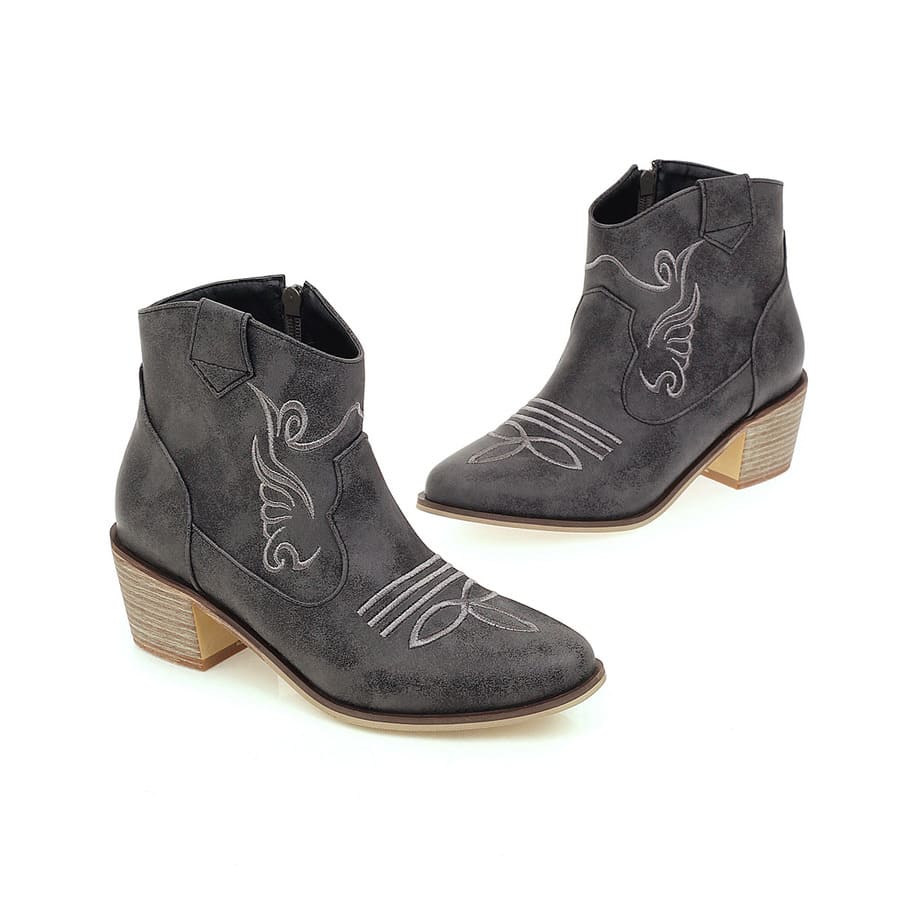 Vintage Cowgirl-Stiefeletten mit spitzer Zehenpartie und Blockabsatz