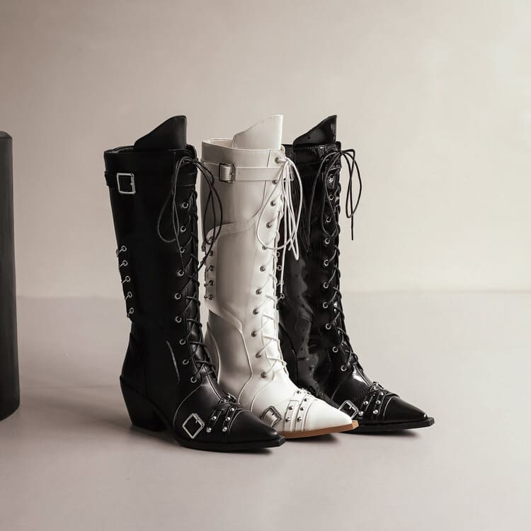 Bottes hautes western à lacets et à talons blocs et bout pointu avec boucles