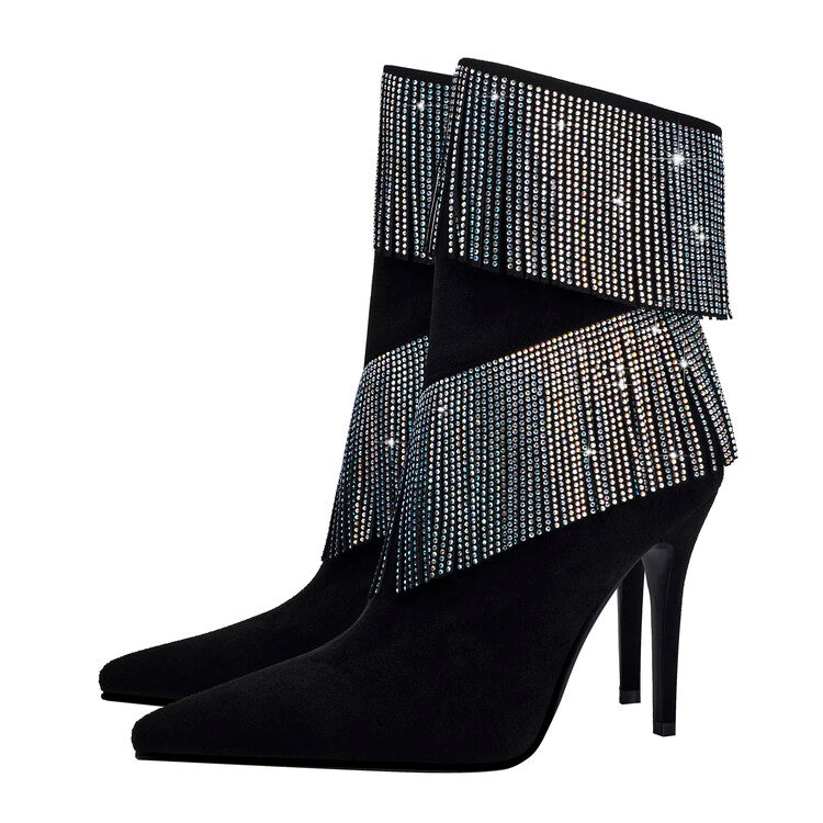 Braune Stiefel mit spitzer Spitze und Stilettoabsatz und Steinmuster