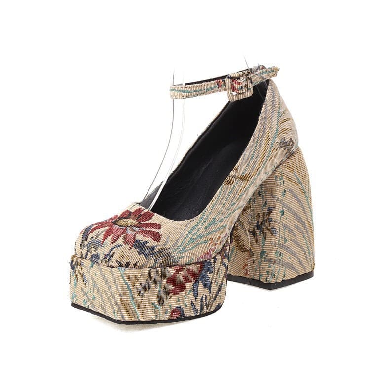 Schwarze Loafer aus Kunstleder mit quadratischer Zehenpartie und Plateausohle und klobigem Absatz