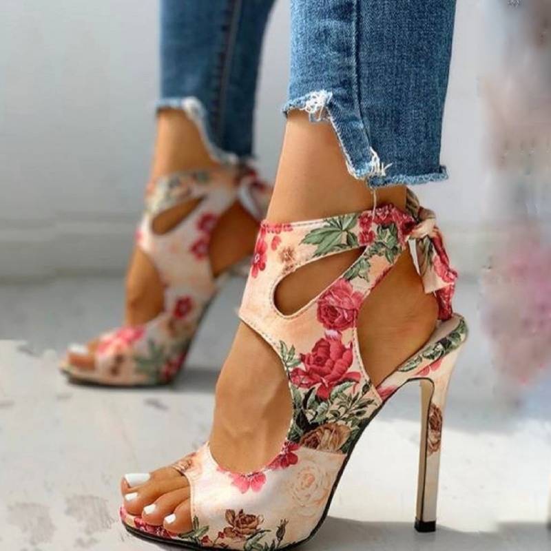 Sandales à talons aiguilles et bout ouvert avec nœud à l'arrière
