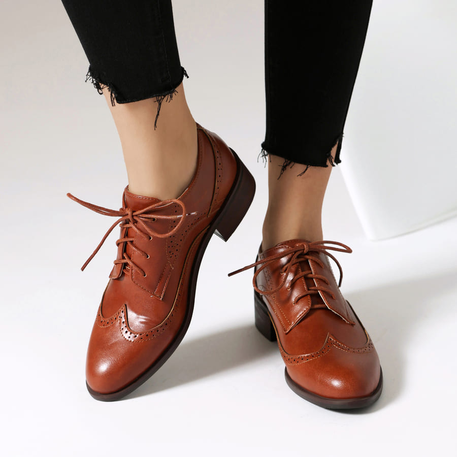 Vintage Lace-Up Block Heel Oxford Shoes for Women